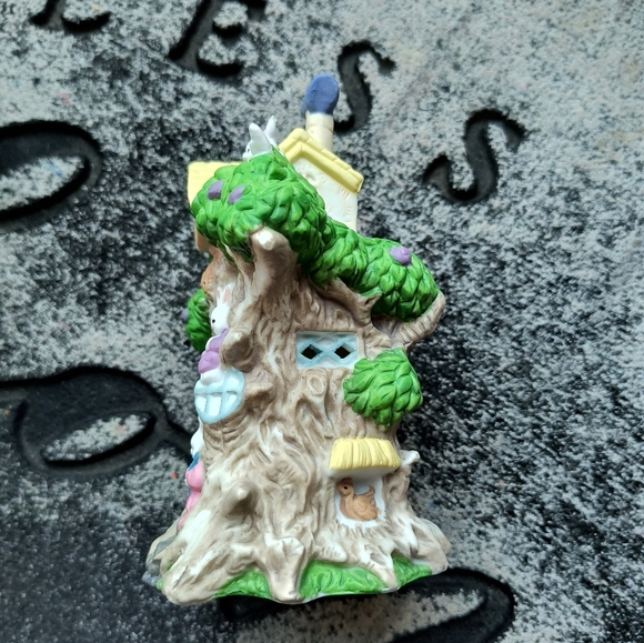 Whimsical Bunny Treehouse Figurine - Picture 4 of 14